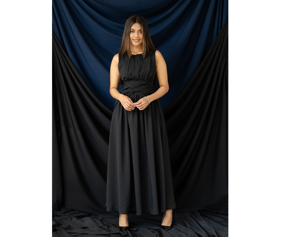 Front Knot Maxi Dress - Black