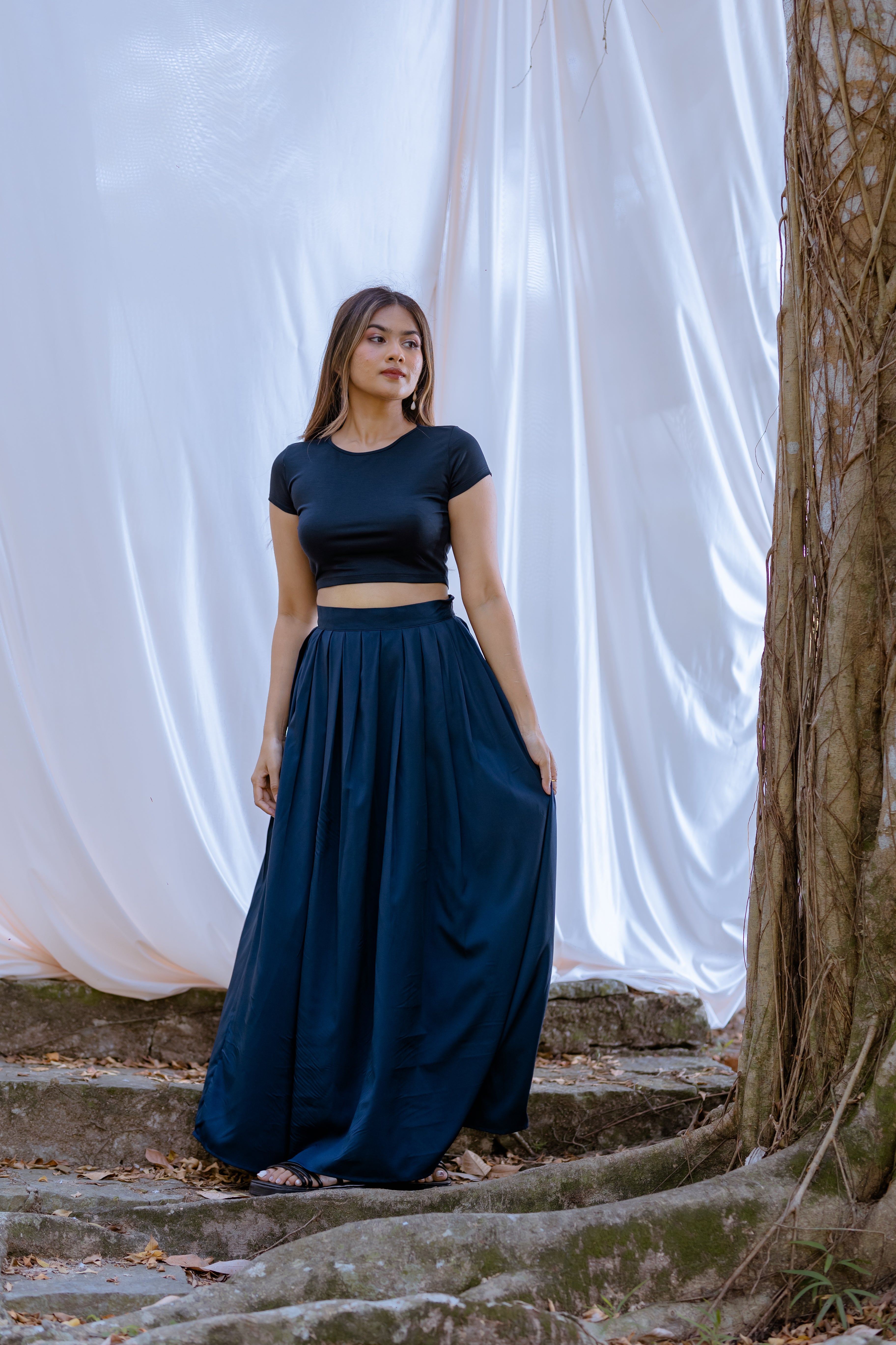 High-Rise Pleated Maxi Skirt - Grey